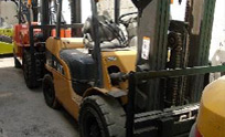 3 ton cat forklift
