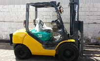 3 ton Komatsu forklift